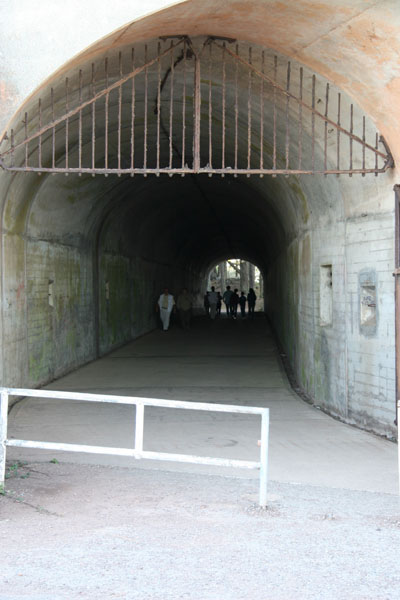 Tunnel