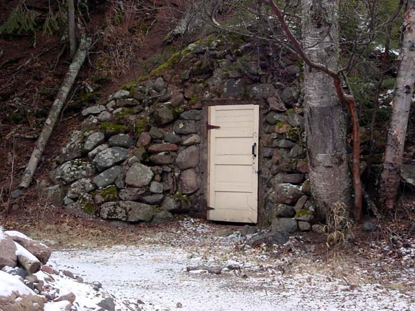 Mysterious_Door